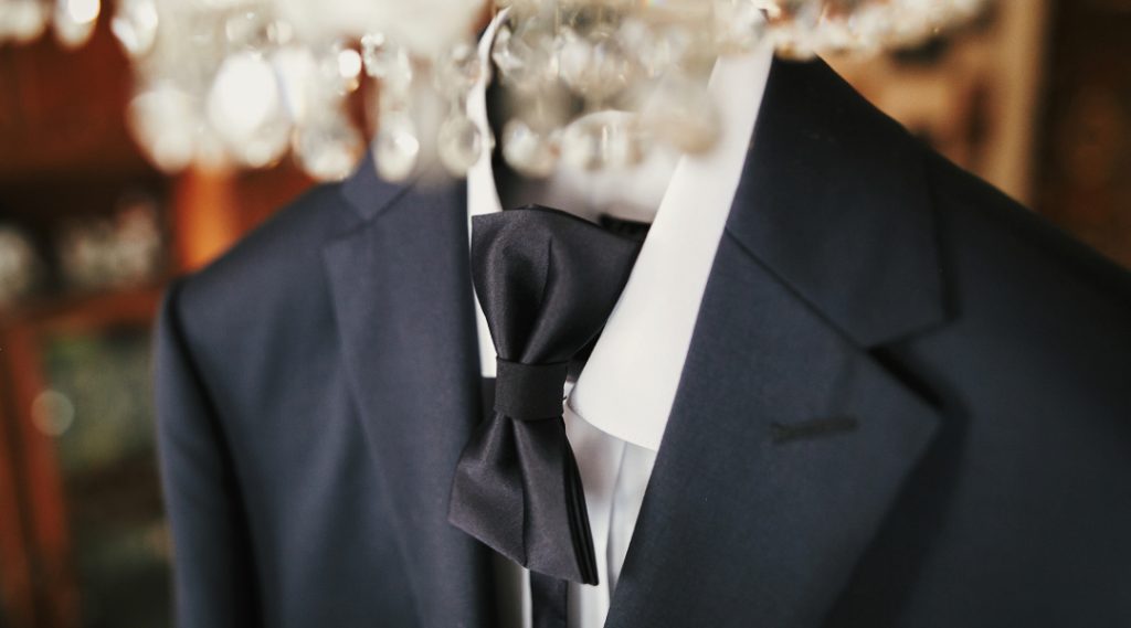 Smoking sur mesure _ L_élégance intemporelle pour votre mariage