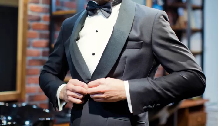 Un smoking homme sur mesure pour un look unique